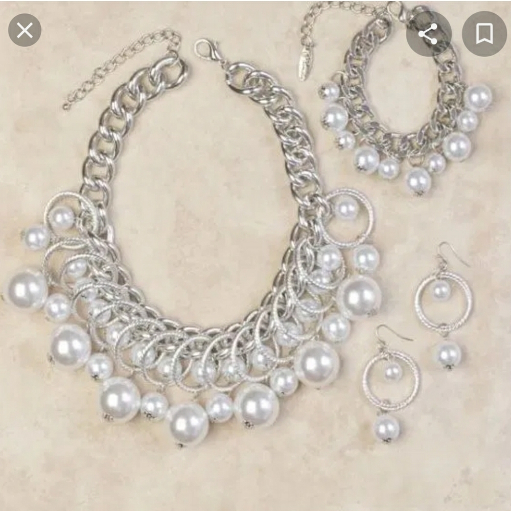 Plunder Retired Jewelry Set - Picture 2 of 2